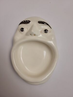 دهن گشاد کوچک