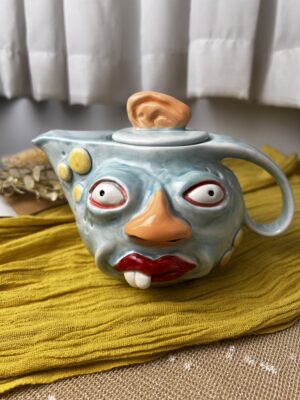 قوری گوشدار